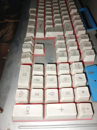 beautiful RGB light key board