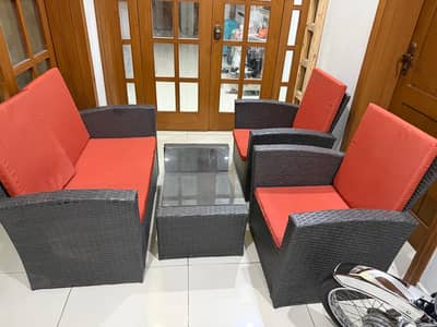 4 Seater Lawn/Cafe set with table