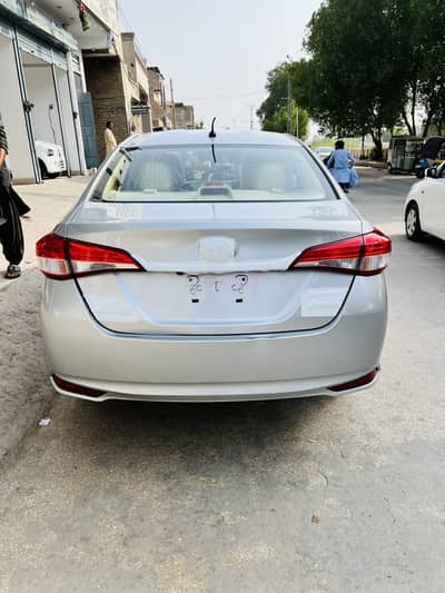 Toyota Yaris glx full apshin