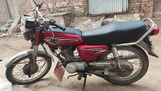 Honda 125cc Road Prince