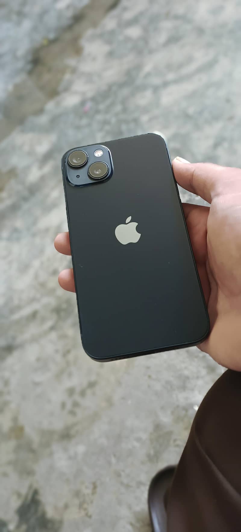 Apple iPhone 13 5