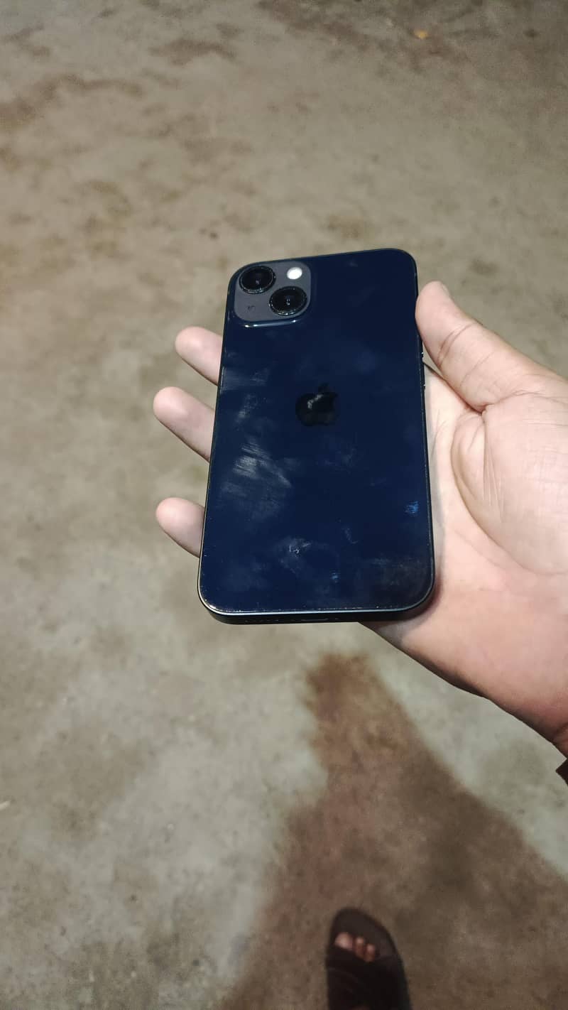 Apple iPhone 13 6