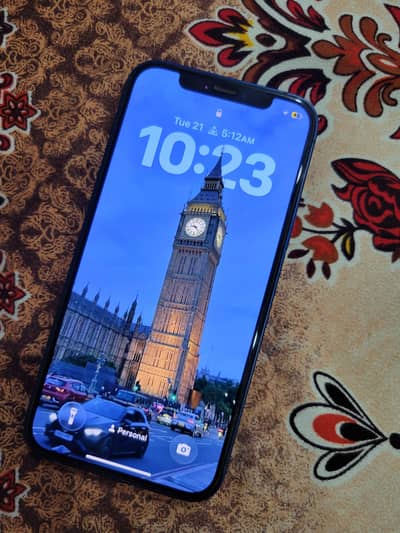 Apple iPhone 12