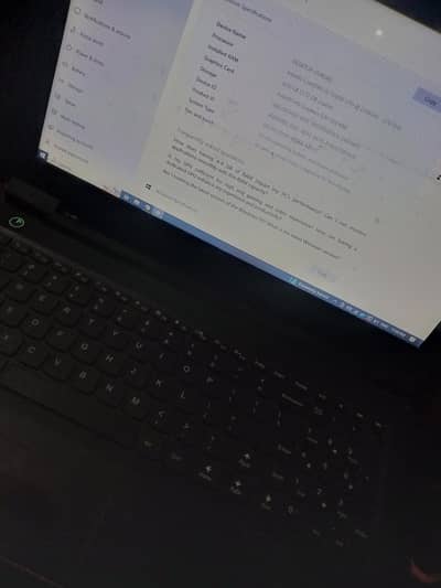 Lenove Core i5, 7 generation.