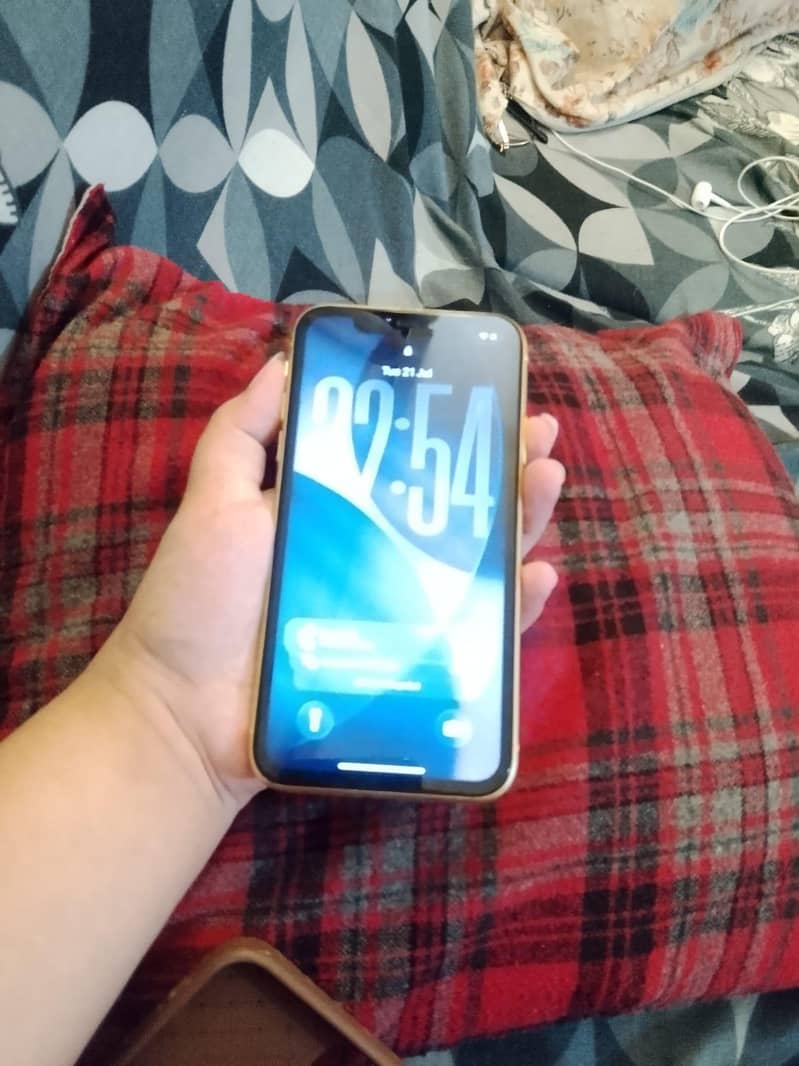 Apple iPhone 11 3