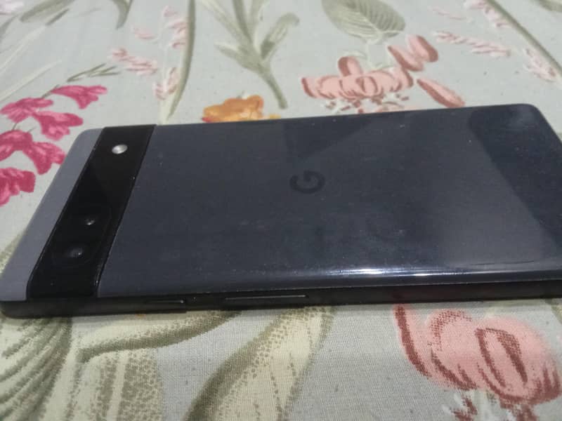 Google Pixel 6a 1
