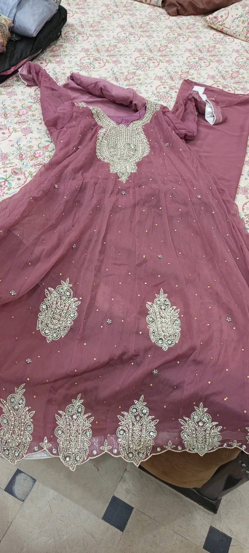 maxi available 0