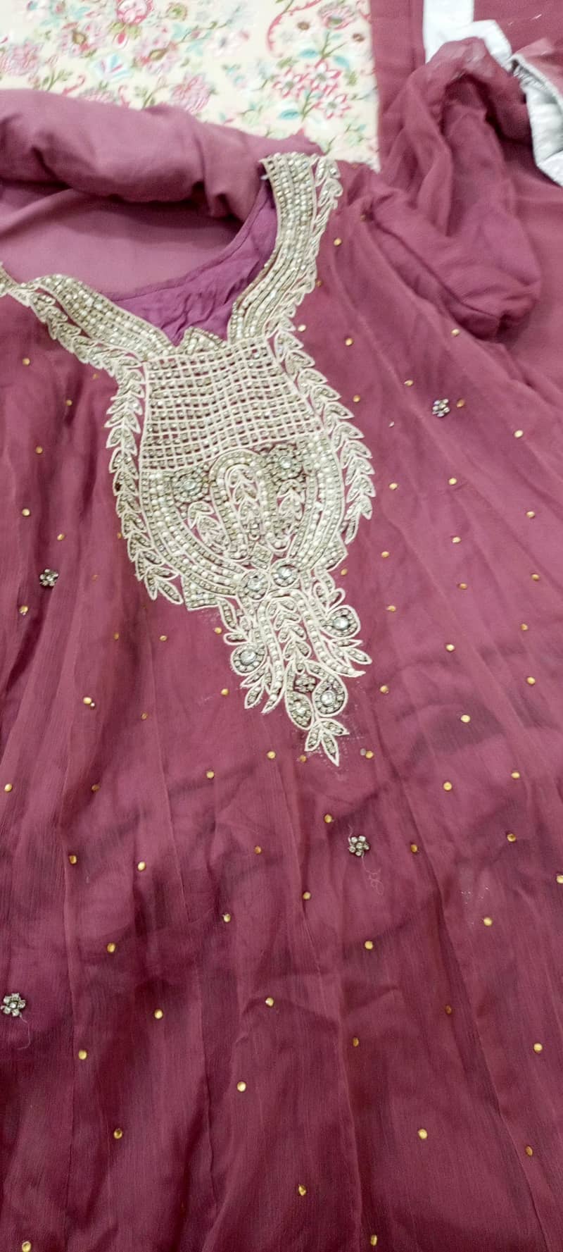 maxi available 1