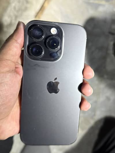 Apple iPhone 16 Pro