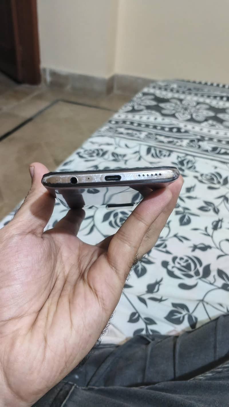 Infinix Note 10 Pro 0