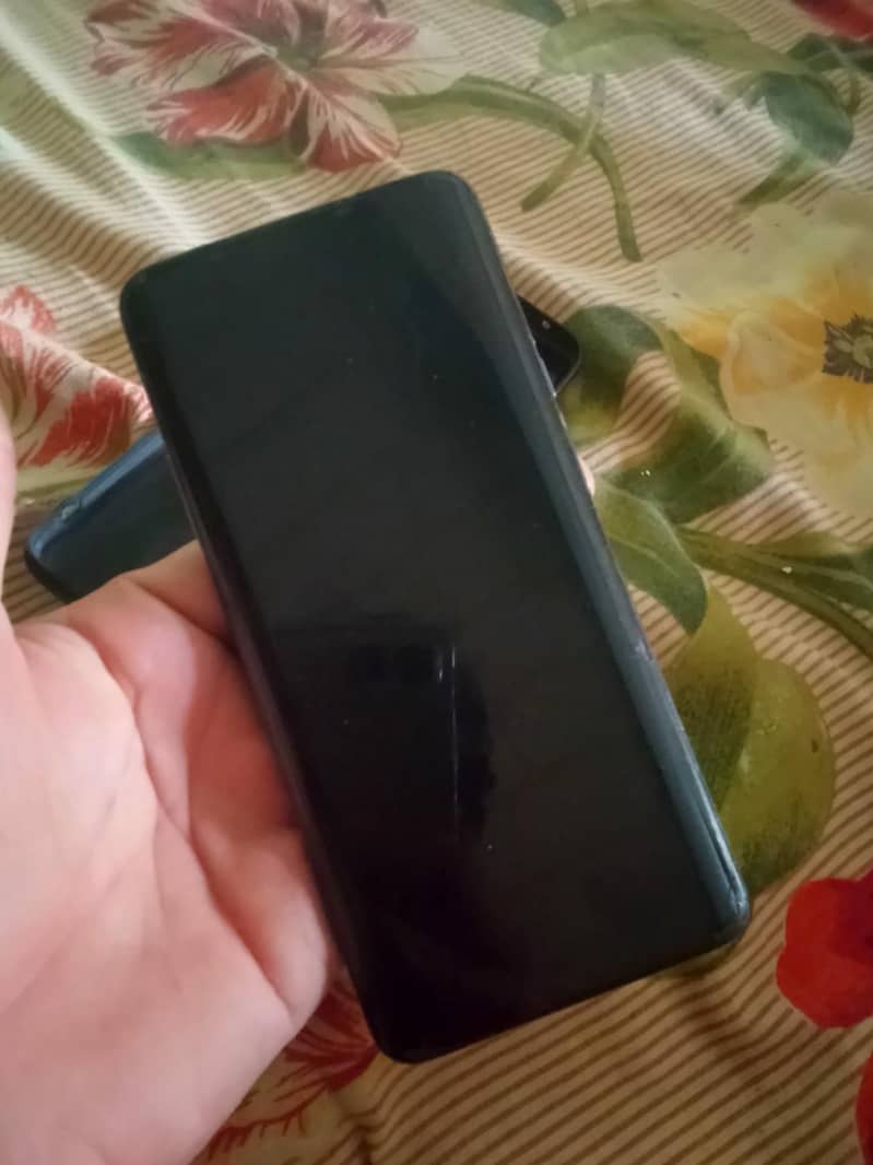 One Plus 7 Pro 4