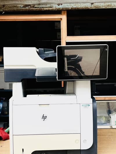 Hp laser jet pro enterprises 525