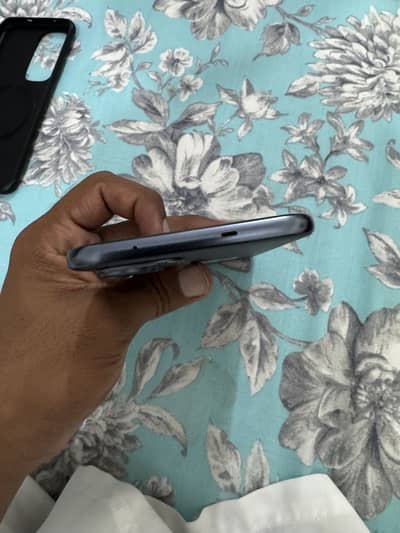 Spark 40 pro plus