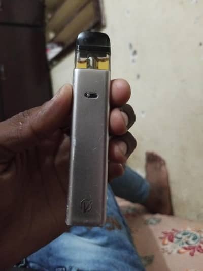 xros 4 for sale 1000mah battery 3.8wh charger