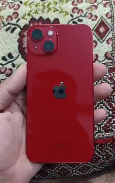 Apple iPhone 13