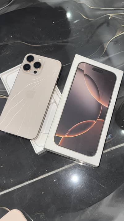 iPhone 16 pro max jv back cracked