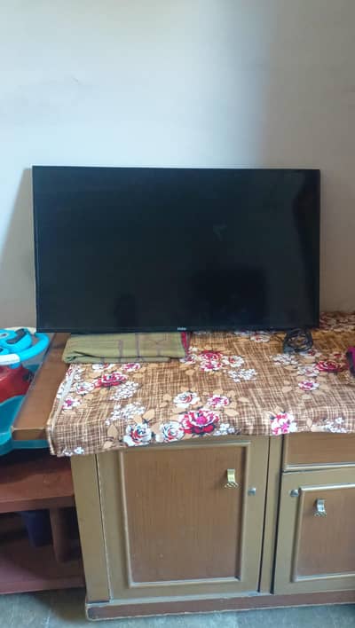 42 Inch Led Simple
