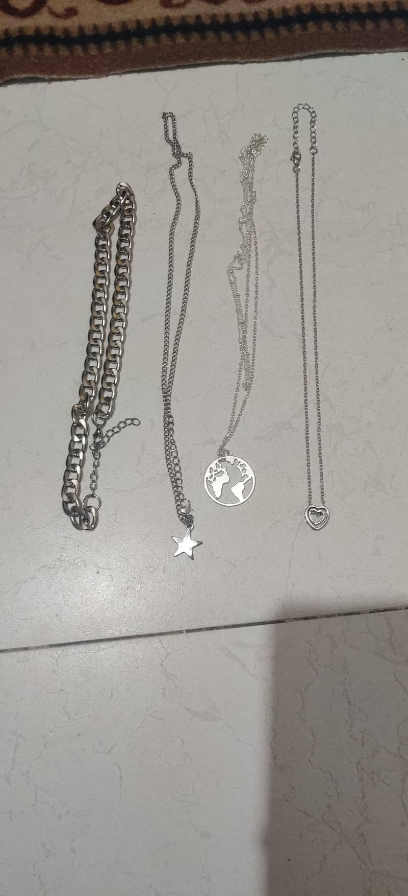 chains 0