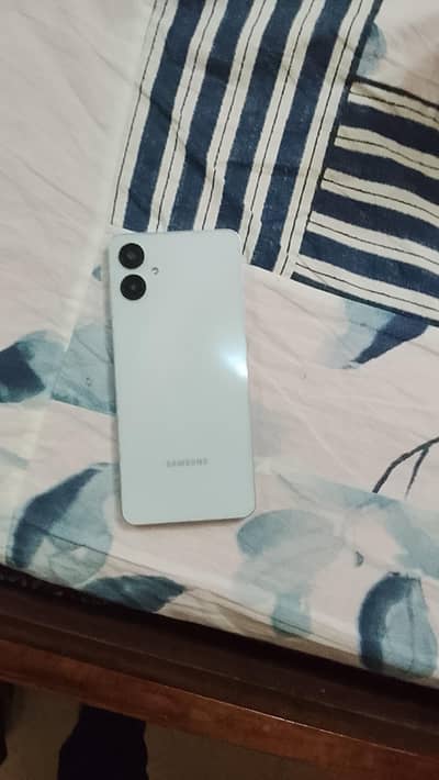 Samsung Mobile A06