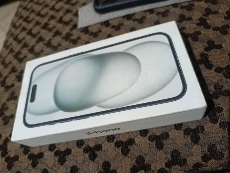 Apple iPhone 15 1