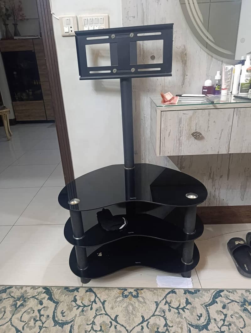 TV Trolley 1