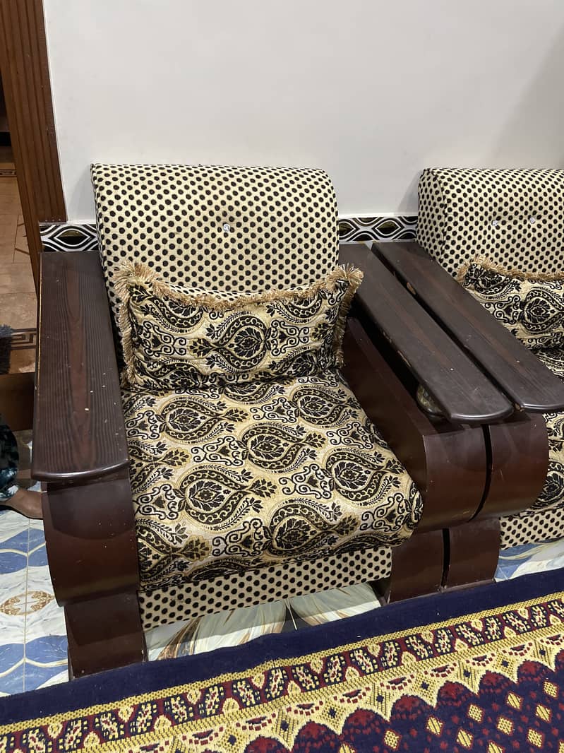 Cabinet, Showcase, Dressing & 5 seater Sofas 6