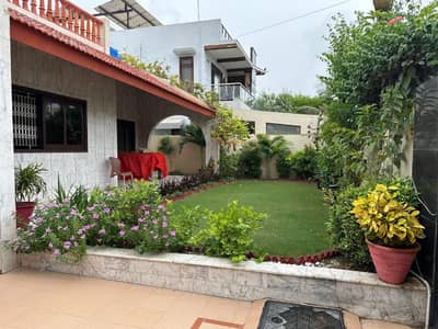 Prime location Bungalow for sale Dha Phase 1