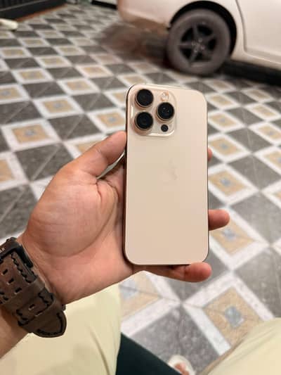 Apple iPhone 16 Pro