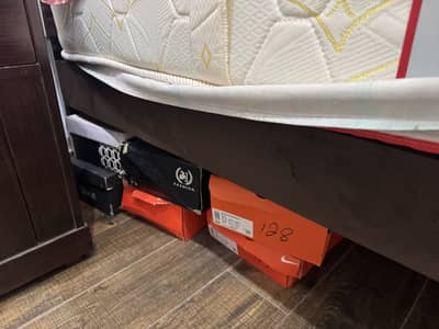 King size bed almost new 1 year used with 2 side tables