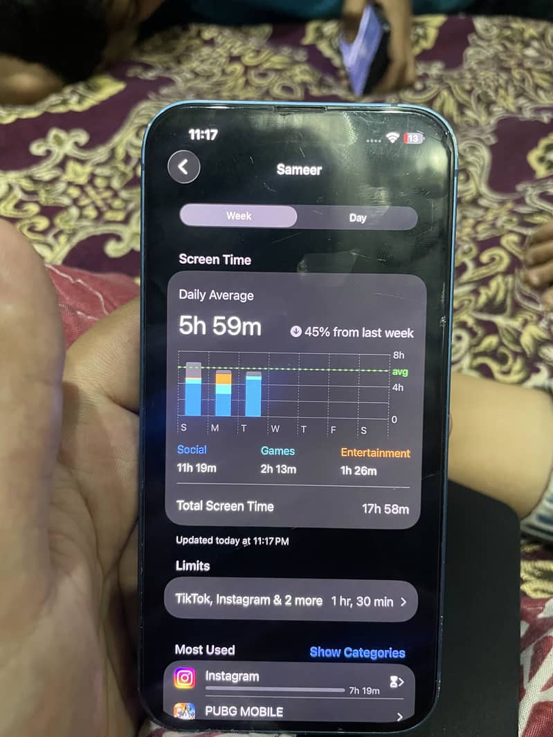 Apple iPhone 13 5