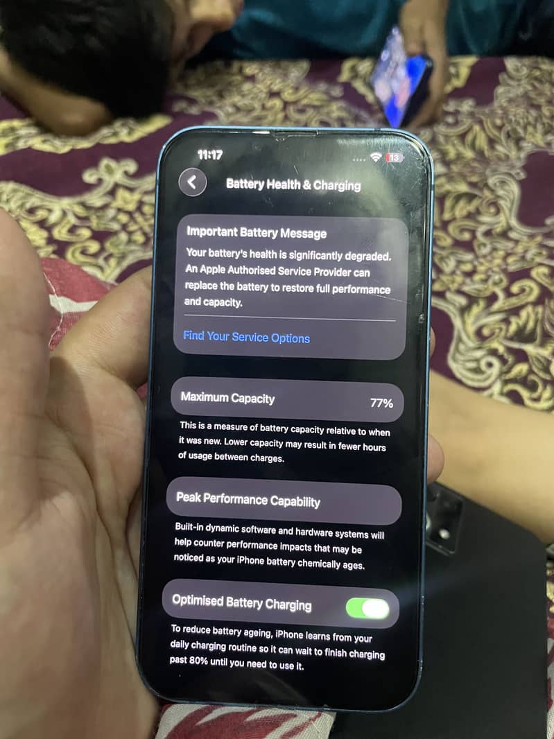 Apple iPhone 13 9