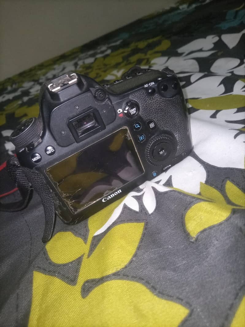 Canon 6D 2