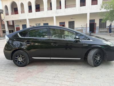 Toyota Prius 2016