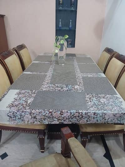 kING LINESS LUXURY 8 SEATER  DINING TABLE