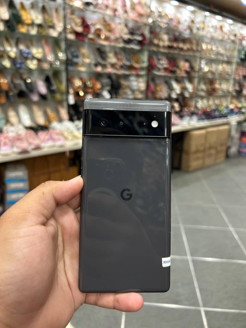 Google Pixel 6 4