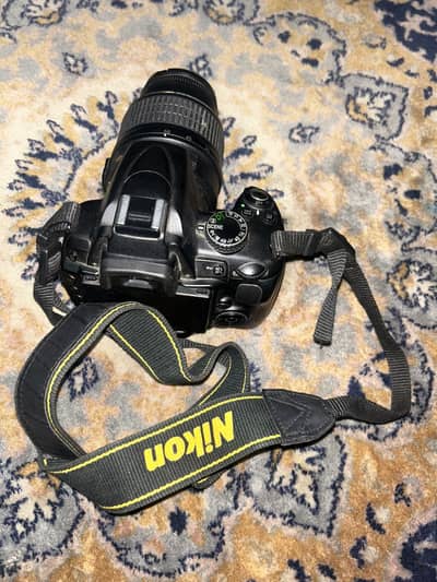 Nikon D5000 with 18-55 mm lens