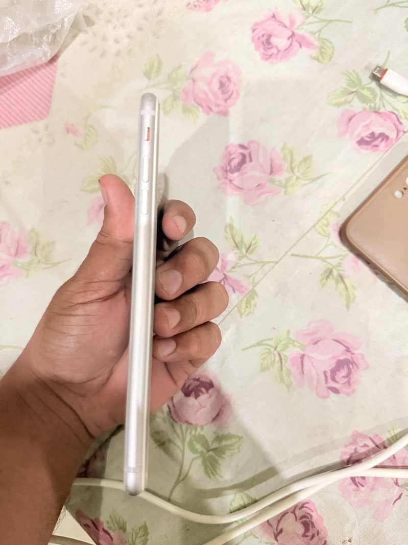 iPhone 8plus 1