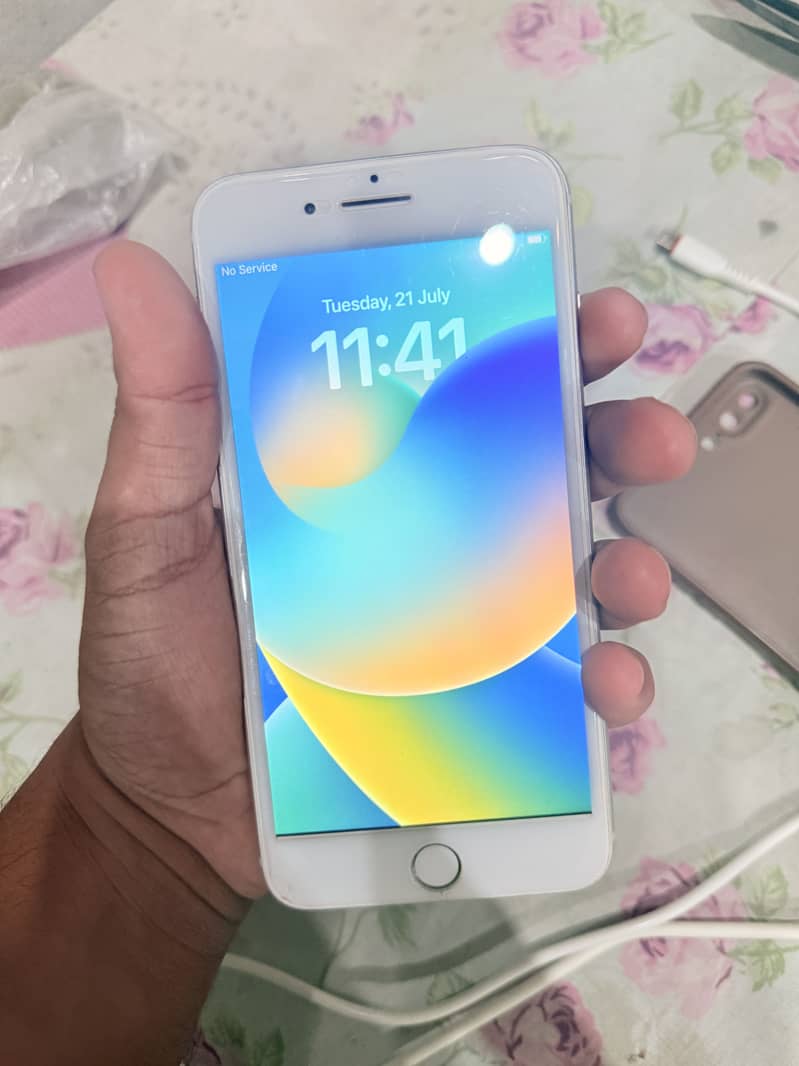 iPhone 8plus 5