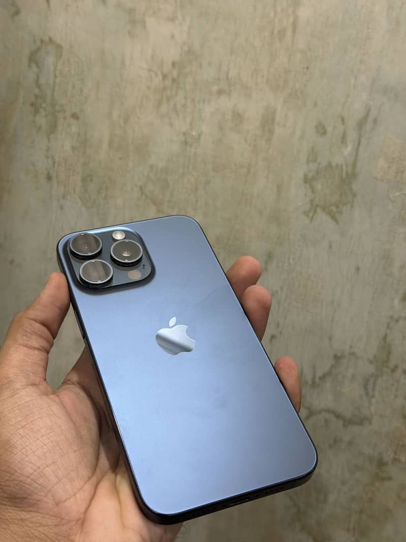 iphone 15 pro max 6