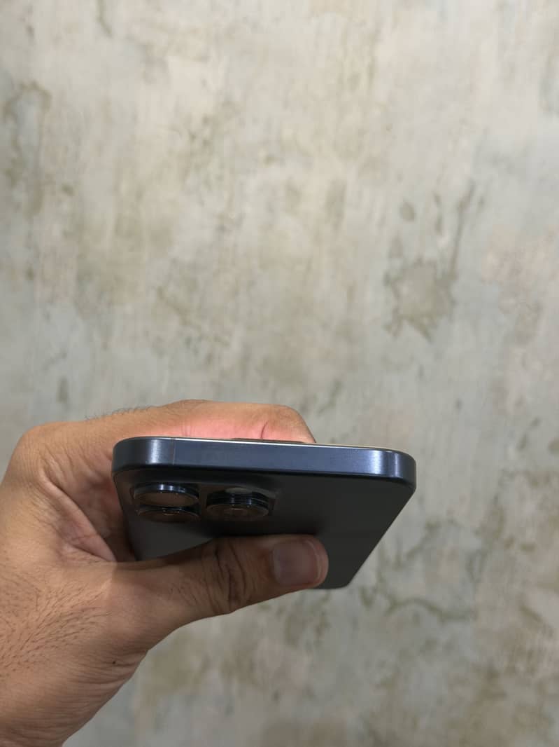 iphone 15 pro max 7