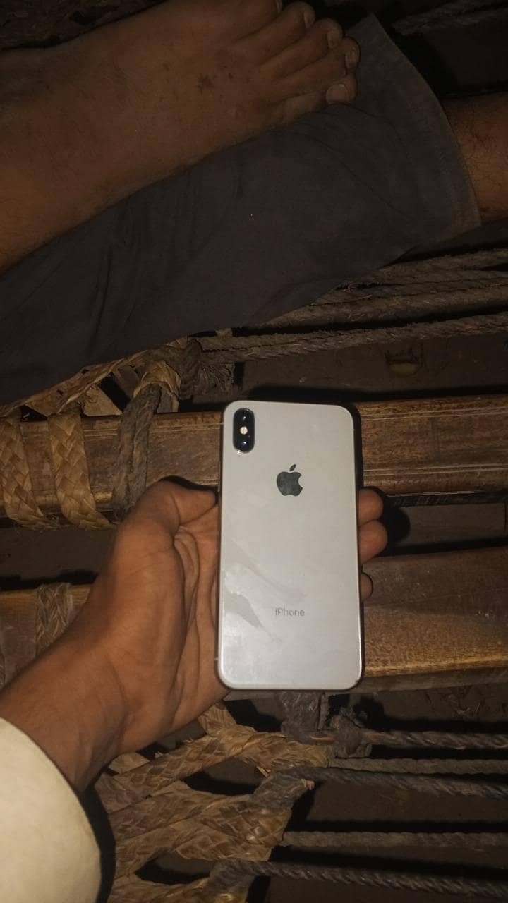 Apple iPhone X 0