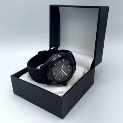 Men’s stainless steel black coloured watch.