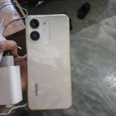 vivo y05 4 64 7 mah warranty ha abii 34000 koi masla ni ha family use