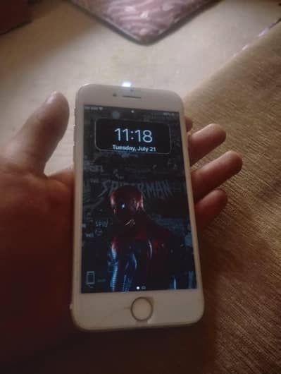 Apple iPhone 7