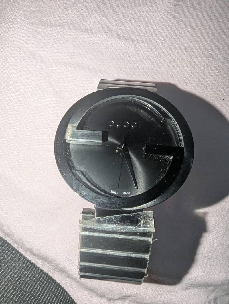 Gucci Interlocking G model, 1