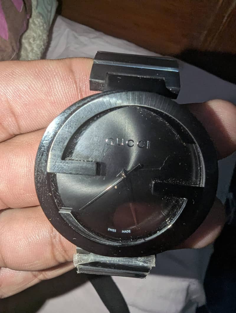Gucci Interlocking G model, 2