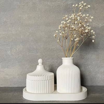 white brand new home decor epegant and classy showpiece and flower pot