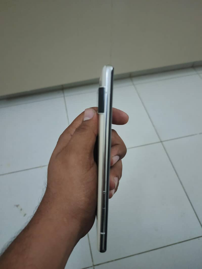 Google Pixel 6 Pro 2