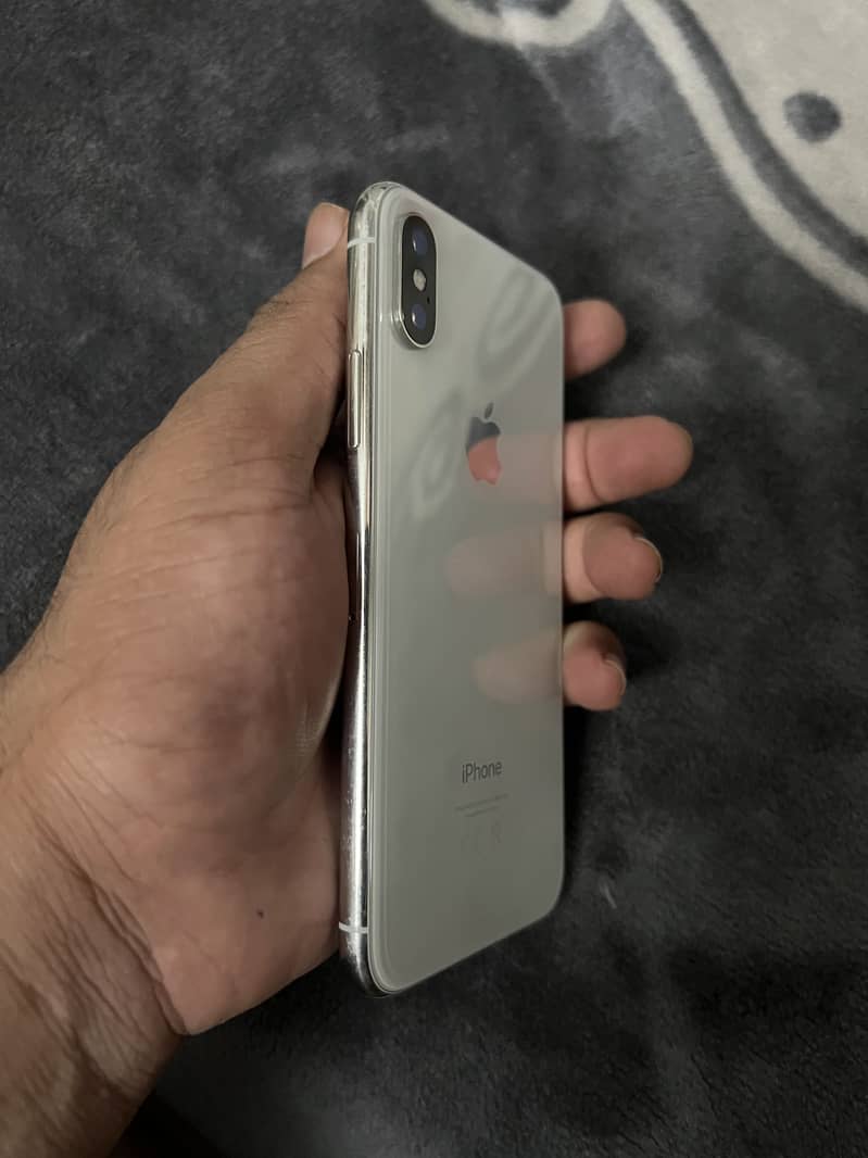 Apple iPhone X 2