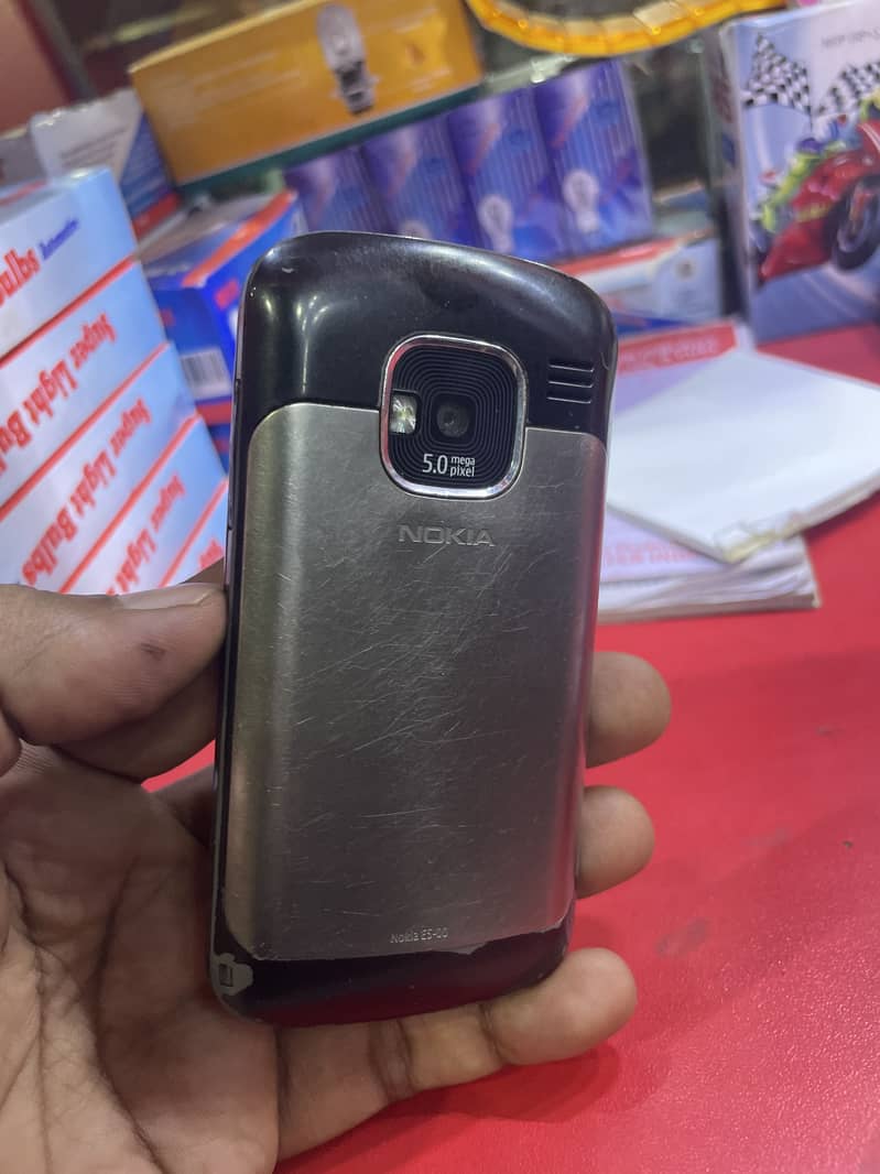 Nokia E50 4